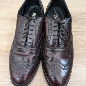 Florsheim Wing Tip Oxford Shoes